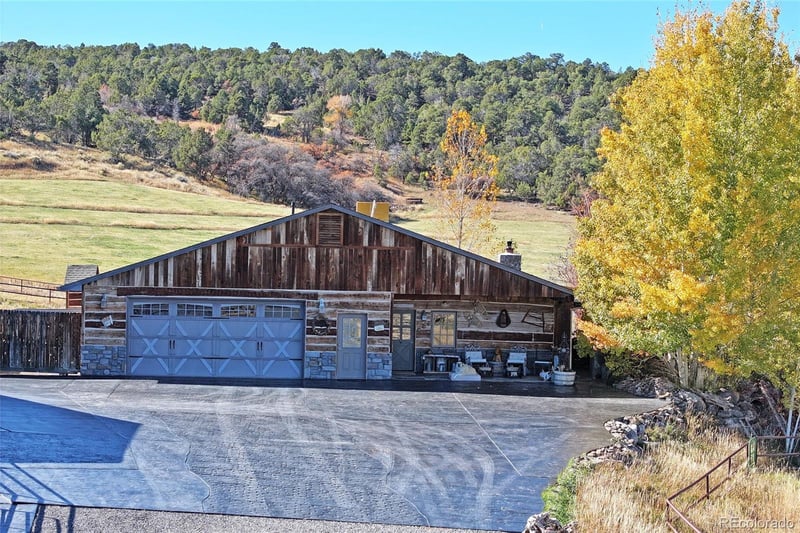 10497 54 7/10 Rd, Molina, CO 81646