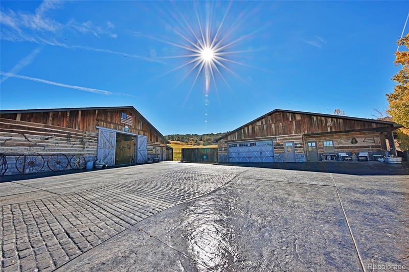 10497 54 7/10 Rd, Molina, CO 81646