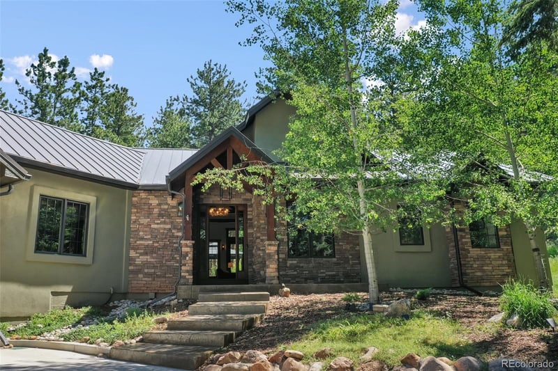 1141 Royal Oak Ct, Woodland Park, CO 80863