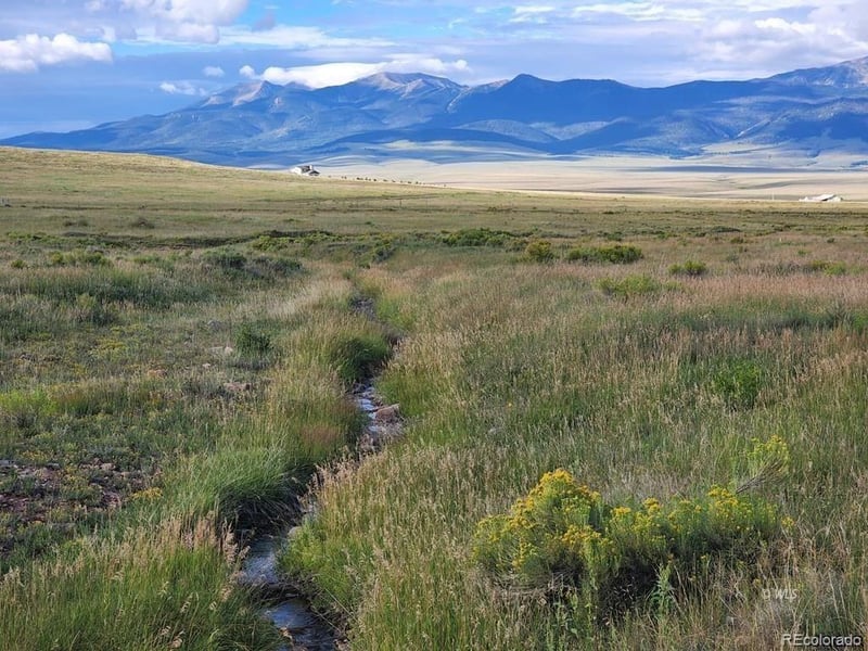 138 Commanche Rd, Westcliffe, CO 81252