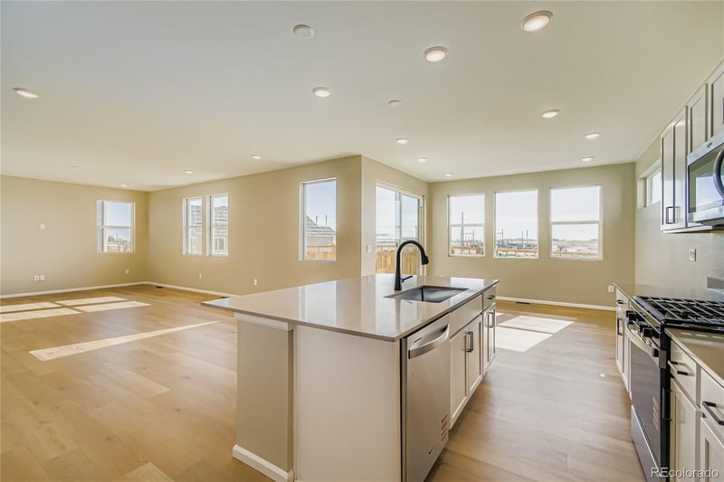 4122 Grand Lake St, Brighton, CO 80601