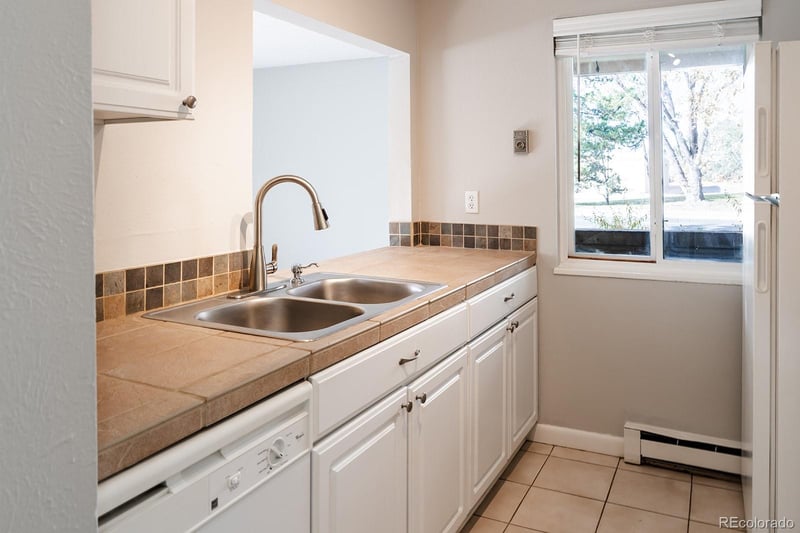 4074 Atchison Way #101, Aurora, CO 80014