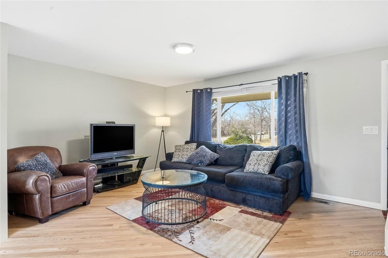 8466 Yarrow St, Arvada, CO 80005