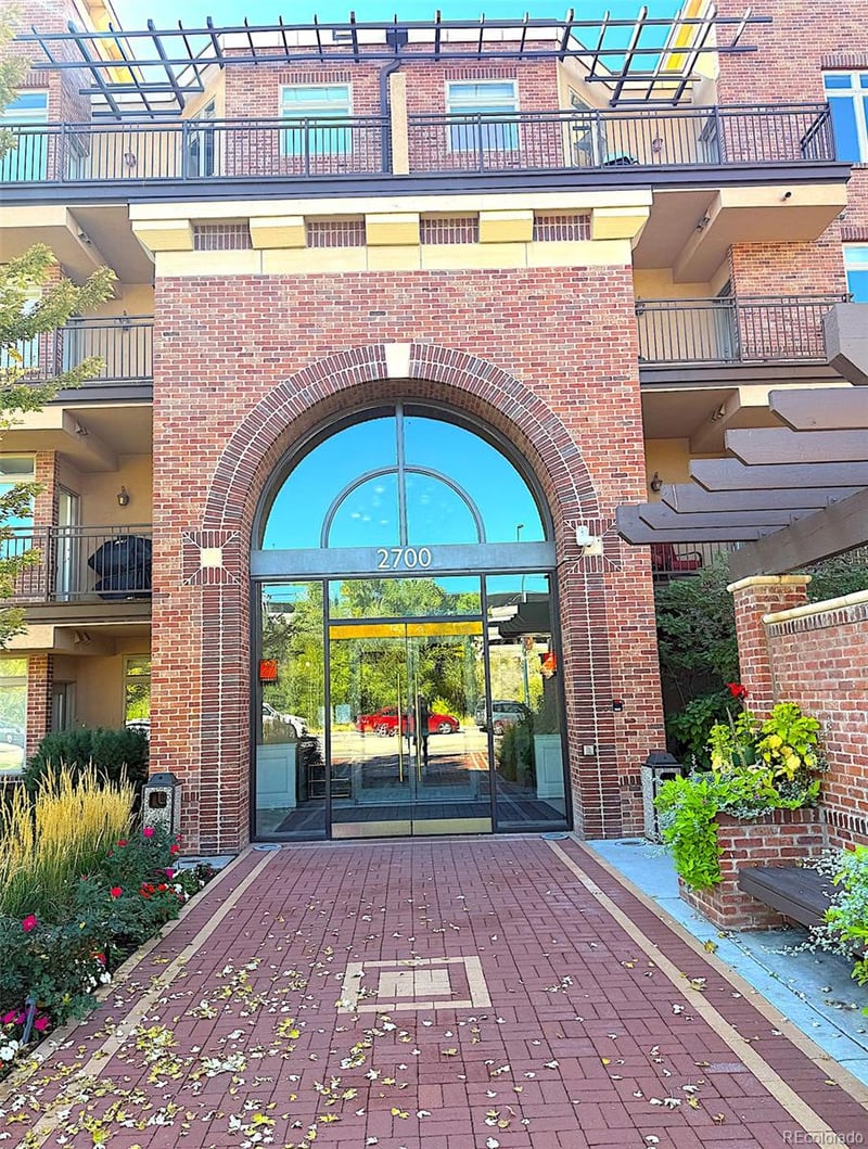2700 Cherry Creek South Dr #117, Denver, CO 80209