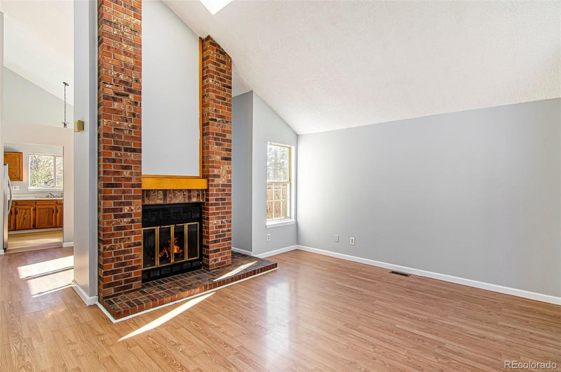 752 Granby Cir, Aurora, CO 80012