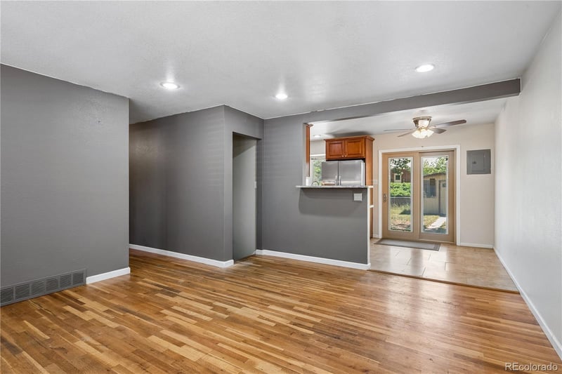 7440 Oregon Dr, Lakewood, CO 80232