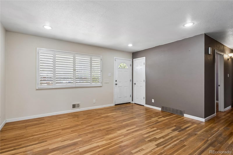 7440 Oregon Dr, Lakewood, CO 80232