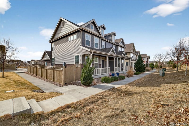 14801 Poundstone Dr, Aurora, CO 80015