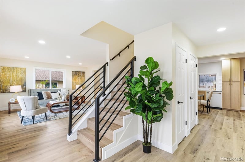 6708 Portland Ave, Littleton, CO 80128