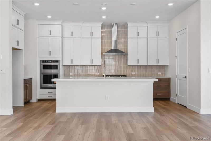 6739 Fawn Path Ln, Castle Pines, CO 80108