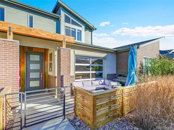 19562 Sunset Cir, Aurora, CO 80015