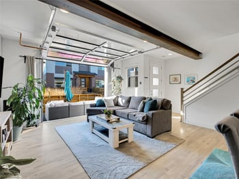 19562 Sunset Cir, Aurora, CO 80015