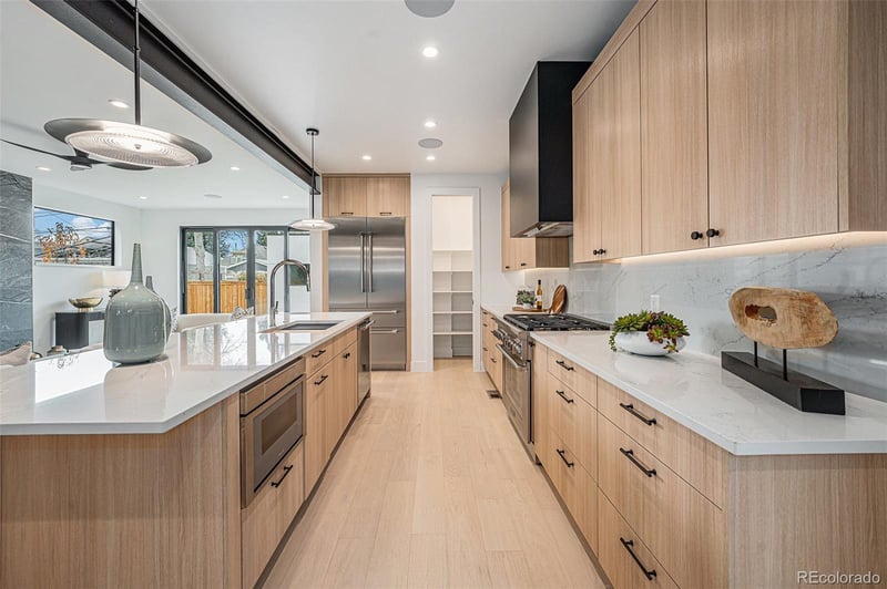 1023 S Emerson St, Denver, CO 80209