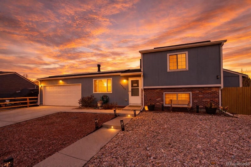 17151 Princeton Dr, Aurora, CO 80013