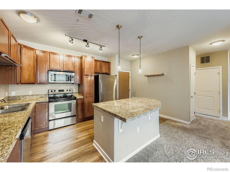 13456 Via Varra #110, Broomfield, CO 80020