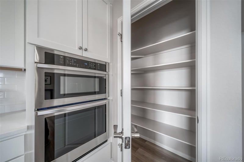 21845 51st Dr, Aurora, CO 80019