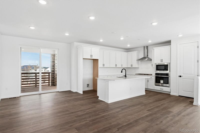 24271 Ida Pl, Aurora, CO 80016