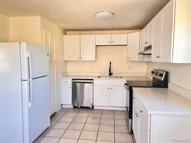 875 Quebec St #29, Denver, CO 80247