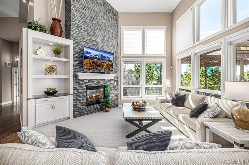 942 Aztec Dr, Castle Rock, CO 80108