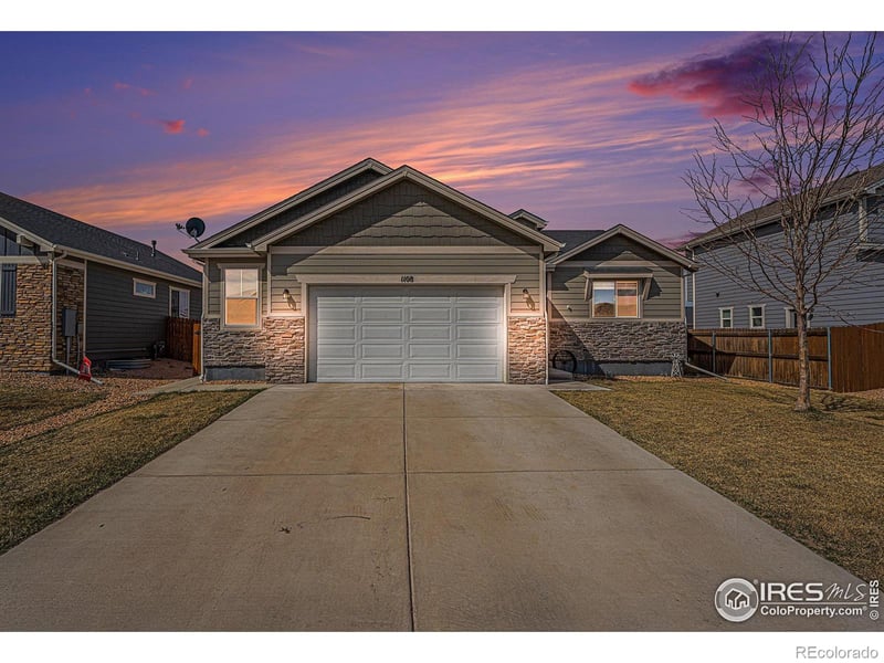 1108 Osprey Way, Wiggins, CO 80654