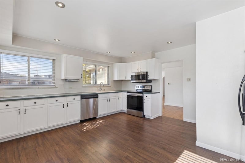 1600 Zenobia St, Denver, CO 80204