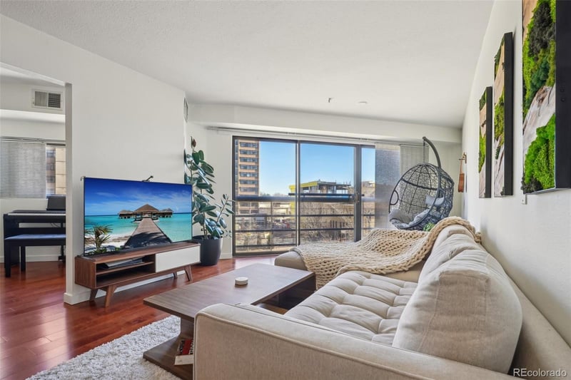 100 Park Ave W #304, Denver, CO 80205