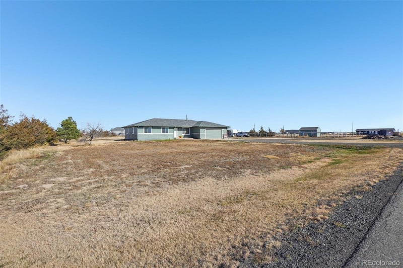 779 E Thomas Ave, Byers, CO 80103
