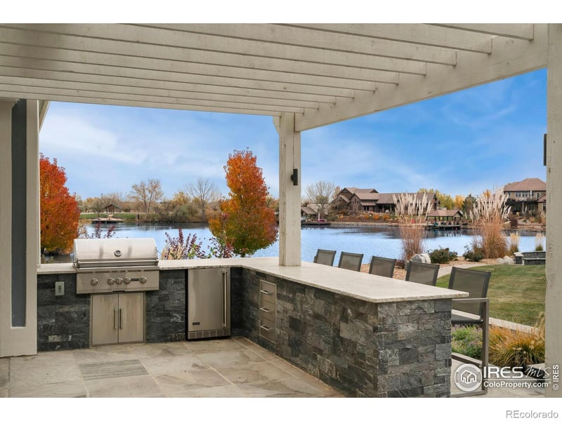 9904 Harbor Dr, Longmont, CO 80504