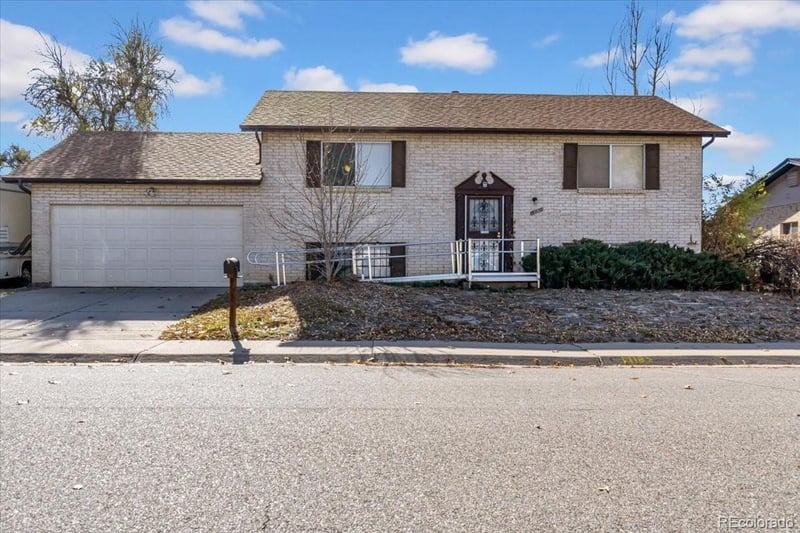 15052 Pensacola Pl, Denver, CO 80239