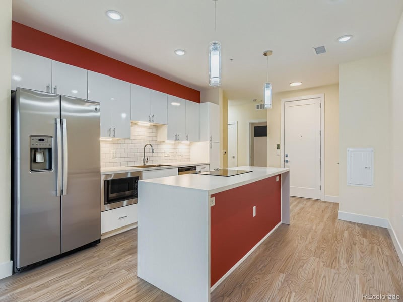 3500 Corona St #307, Englewood, CO 80113