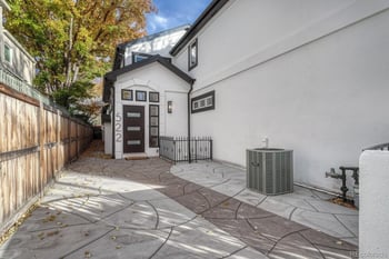 522 Columbine St, Denver, CO 80206