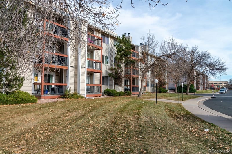 8613 Clay St #213, Westminster, CO 80031
