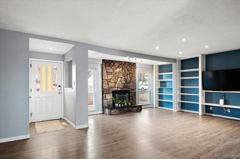 817 Grand Blvd, Colorado Springs, CO 80911