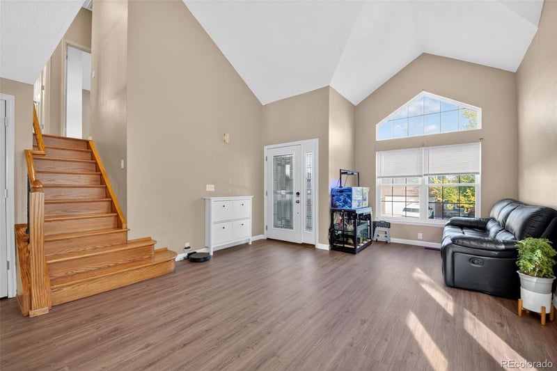 8274 Ogden Cir, Littleton, CO 80122