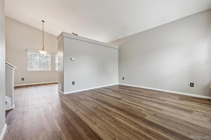 9773 Saybrook St, Highlands Ranch, CO 80126