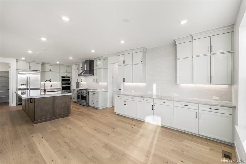 6466 Still Pine Cir, Castle Pines, CO 80108