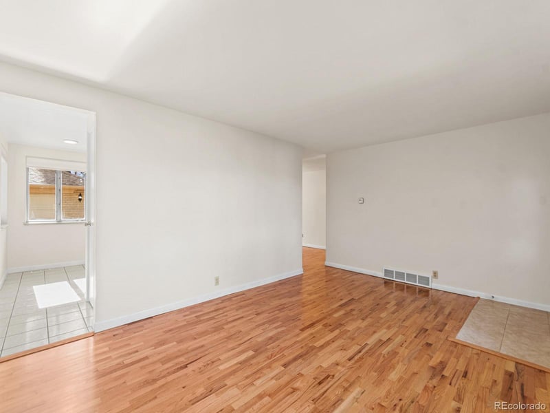 10560 23rd Pl, Lakewood, CO 80215