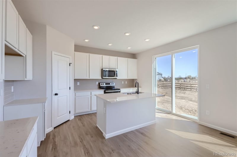 5830 Farmstead Pl, Mead, CO 80504