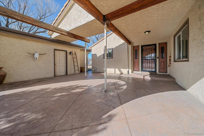 9833 Zephyr Dr, Broomfield, CO 80021