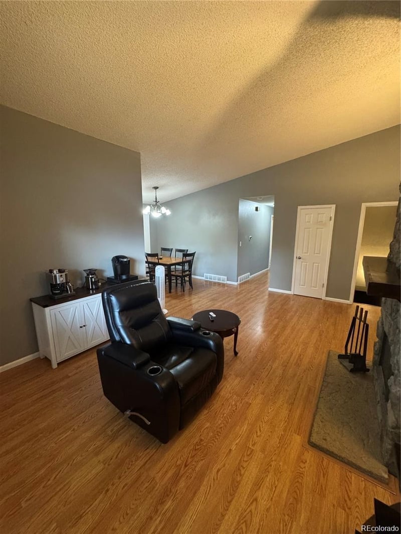 7020 Portland Ave, Littleton, CO 80128