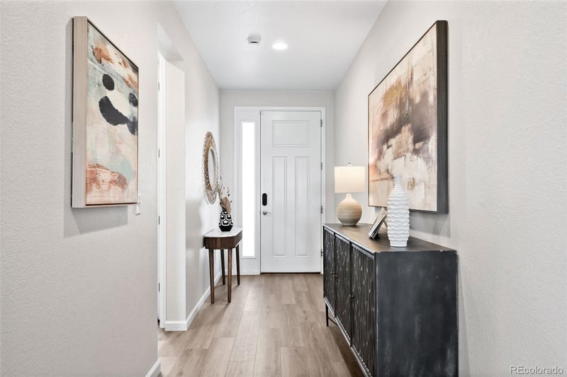 5194 Queen Ct, Arvada, CO 80002