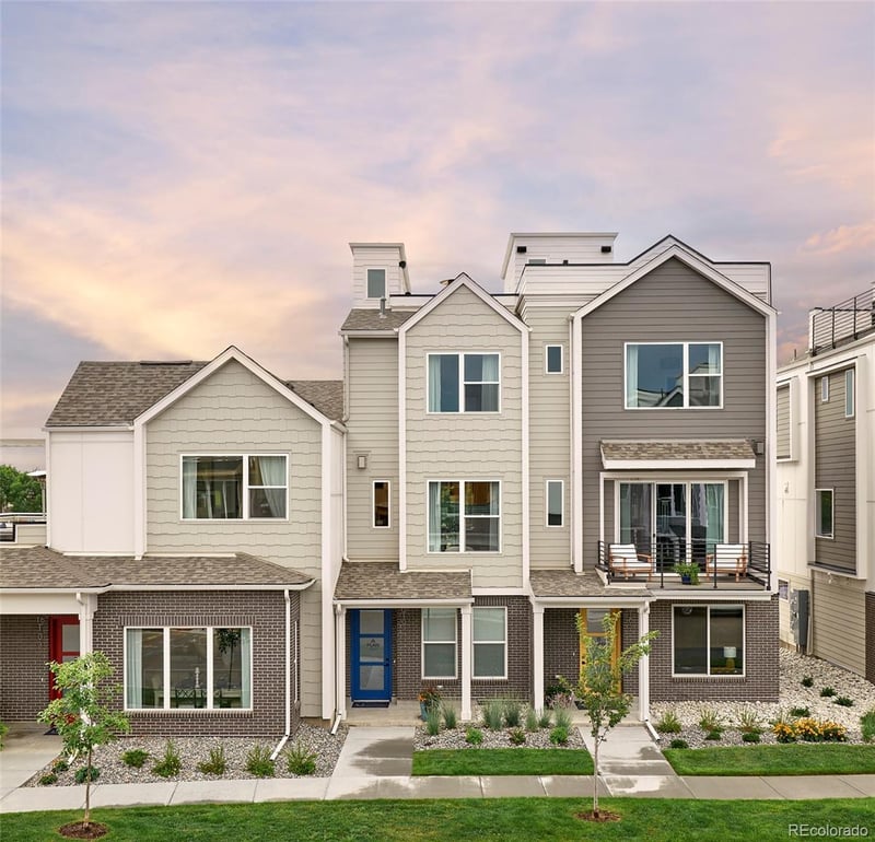 888 Valentia St #16-102, Denver, CO 80247