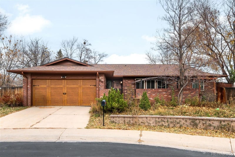 8335 Dakota Pl, Lakewood, CO 80226