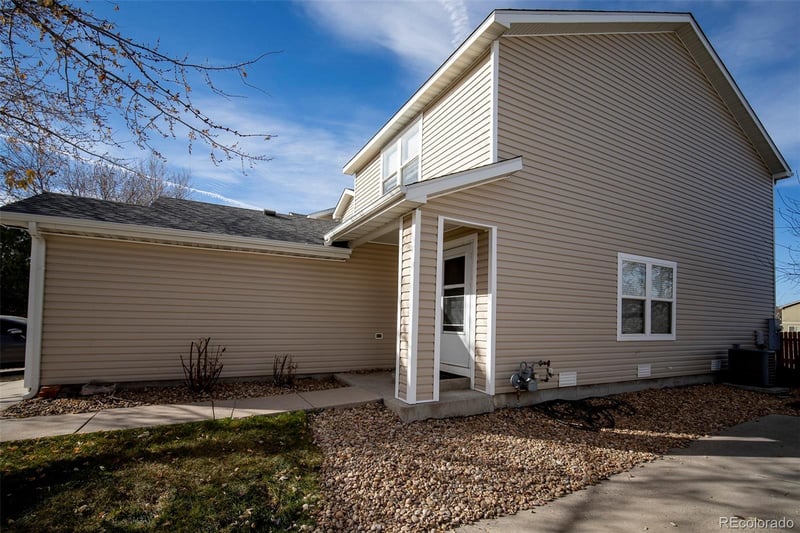 7739 Kalispell Ct, Englewood, CO 80112