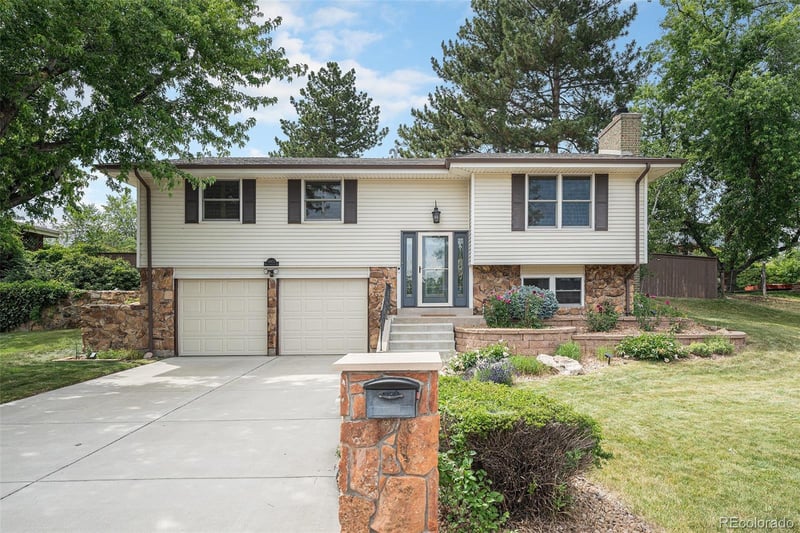 10473 Arkansas Dr, Lakewood, CO 80232