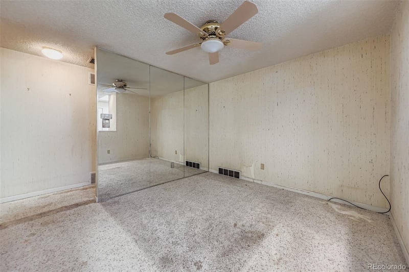 11902 Maple Ave, Aurora, CO 80012