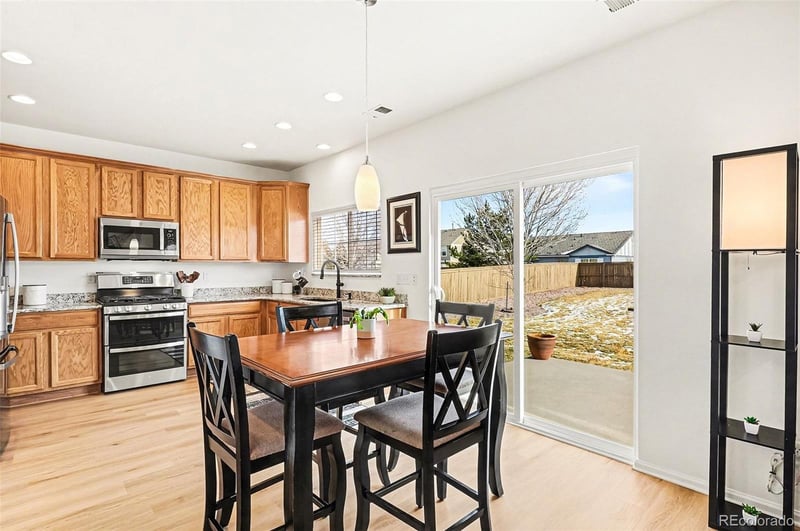 90 Falmouth St, Castle Rock, CO 80104