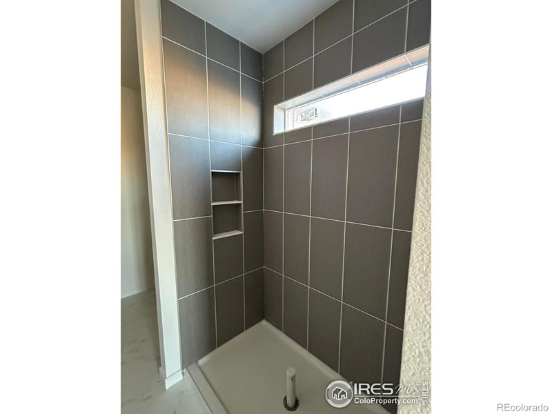 210 Dawn Dr, Hudson, CO 80642