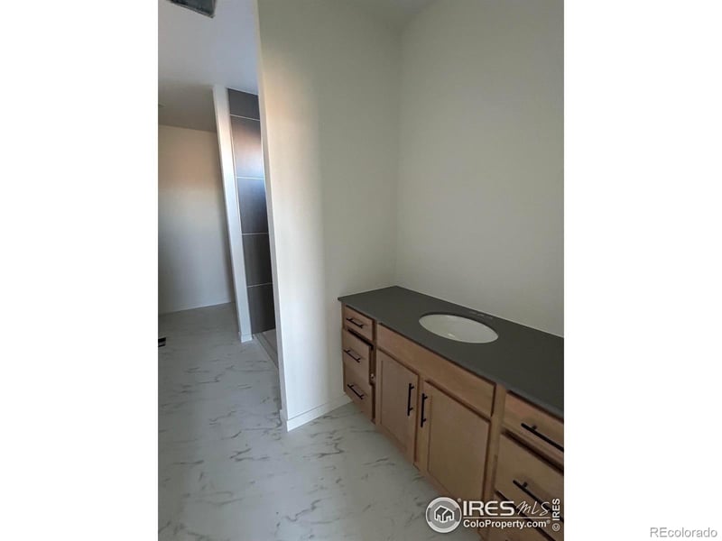 210 Dawn Dr, Hudson, CO 80642