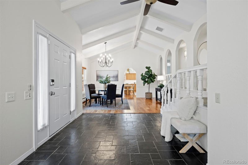 5633 E Southmoor Cir, Englewood, CO 80111
